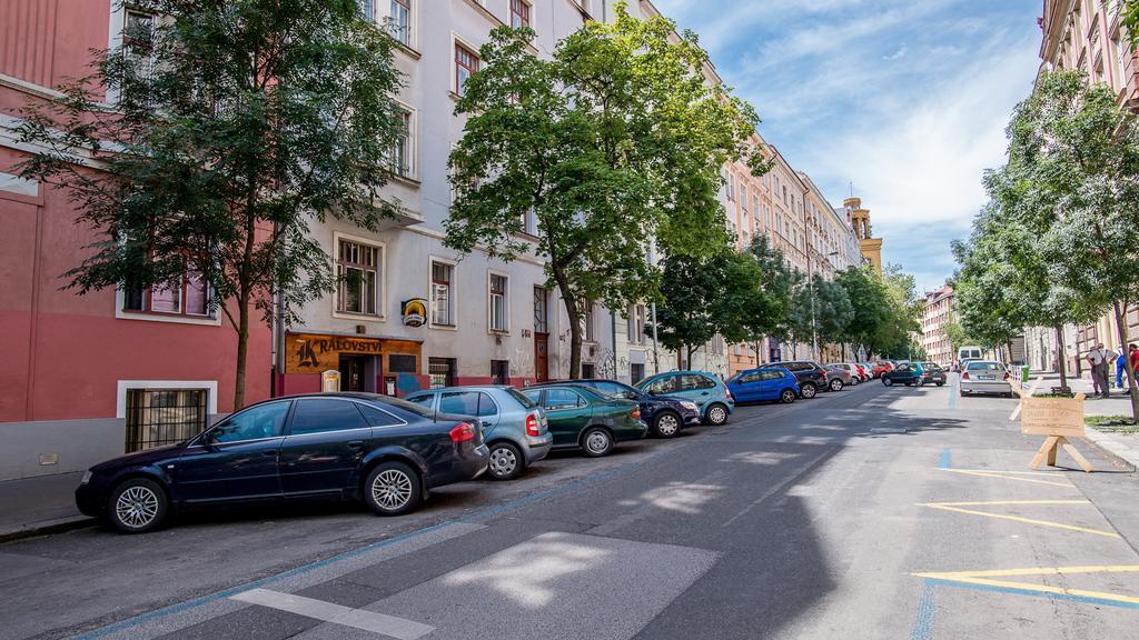 Tower Apartment Prag Exterior foto