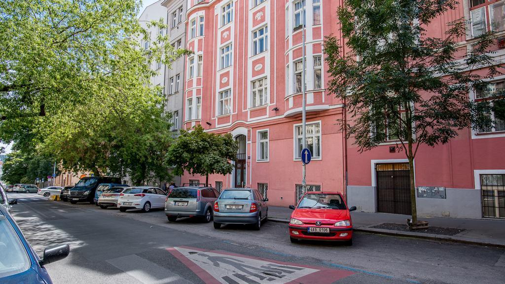 Tower Apartment Prag Exterior foto